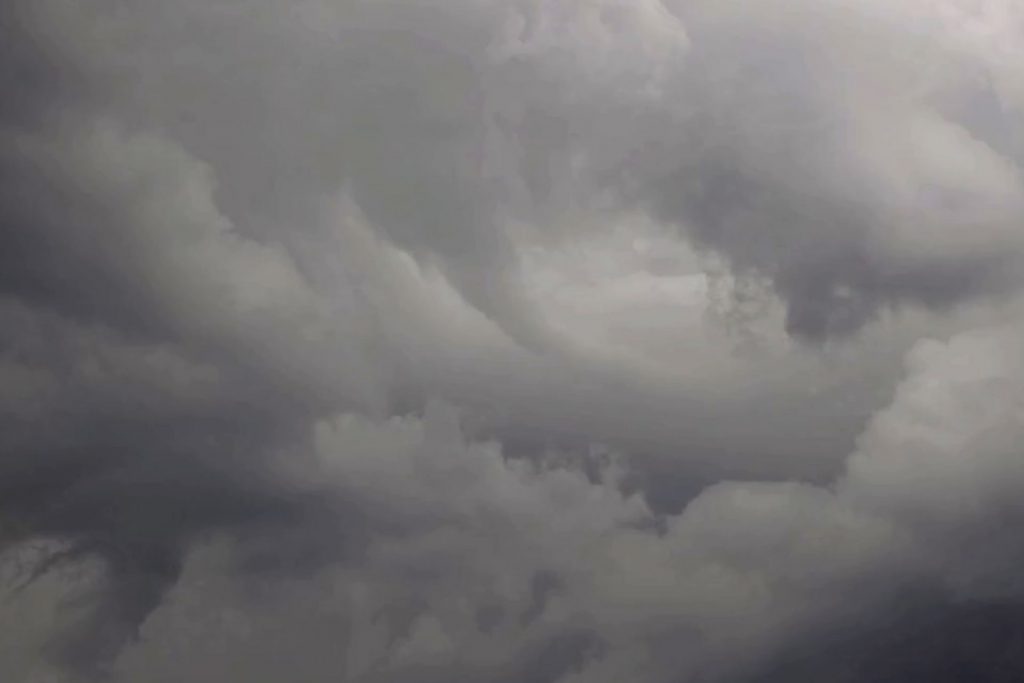 Les passagers de l'orage, Pierre Maillard & Sidonie Garnier, 2014, Documentaire, Film