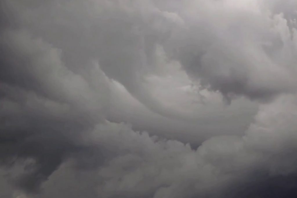 Les passagers de l'orage, Pierre Maillard & Sidonie Garnier, 2014, Documentaire, Film